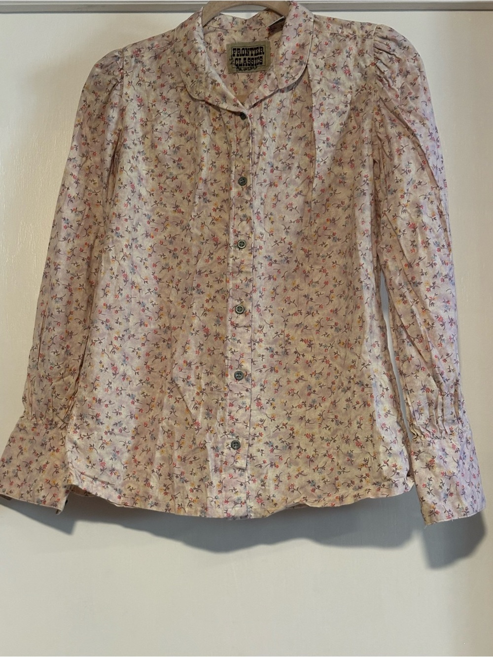 Frontier Classics Soft Pink Floral Button-Down Shirt
